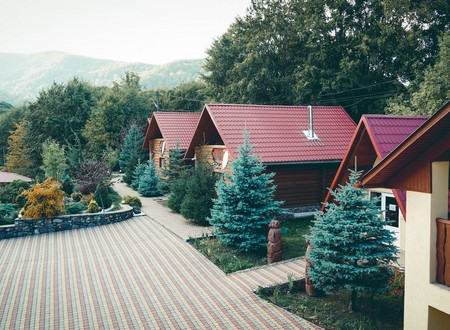 Готель Лісова Казка